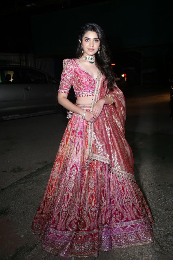 kriti-shetty-stills-4-10.jpg
