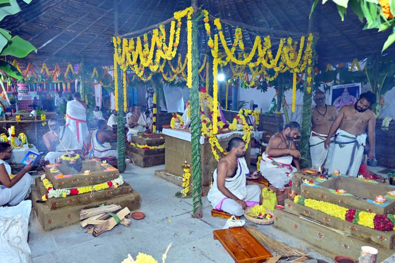 kumbhabhishekam-2nd-day-programs-at-kanipakam-temple-4.jpg