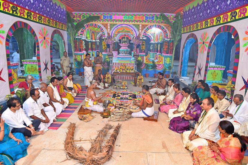 kumbhabhishekam-3rd-day-events-at-kanipakam-temple-5.jpg