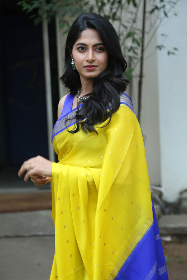 kushee-ravi-stills-2-15.jpg