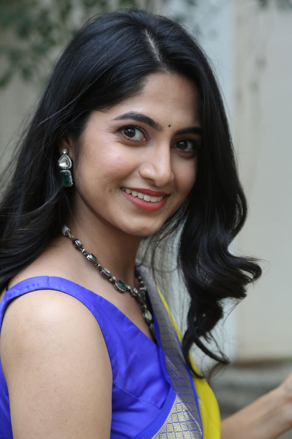 kushee-ravi-stills-2-5.jpg