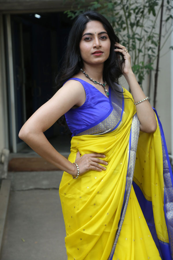 kushee-ravi-stills-2-9.jpg