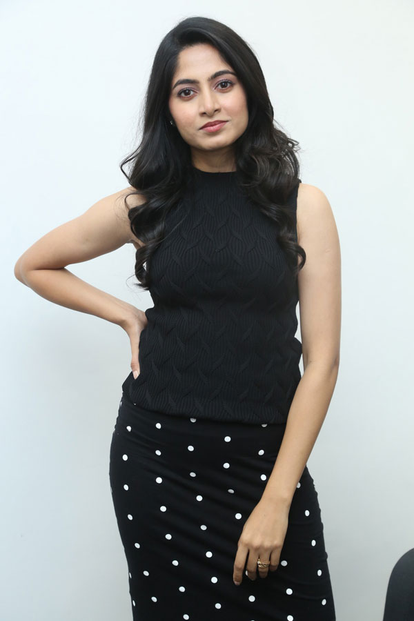 kushee-ravi-stills-3-6.jpg