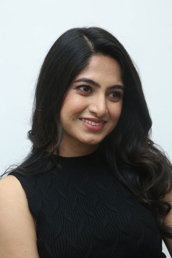 kushee-ravi-stills-3-8.jpg