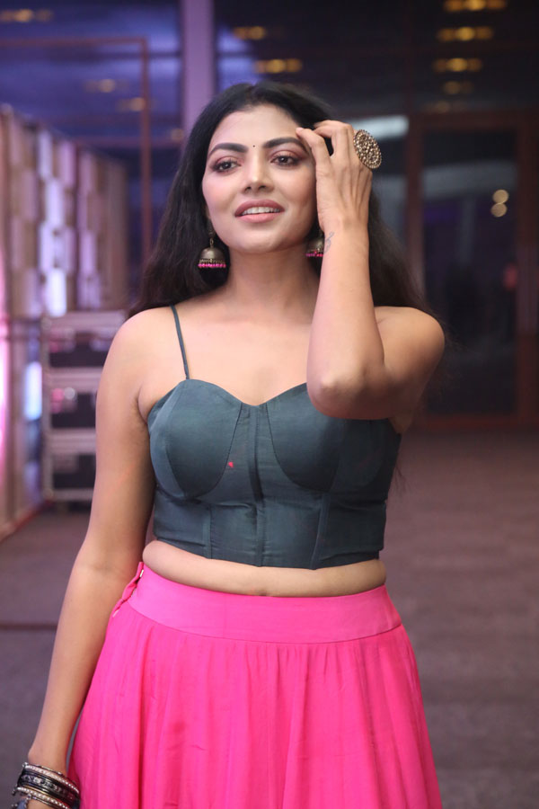 lahari-stills-2-7.jpg