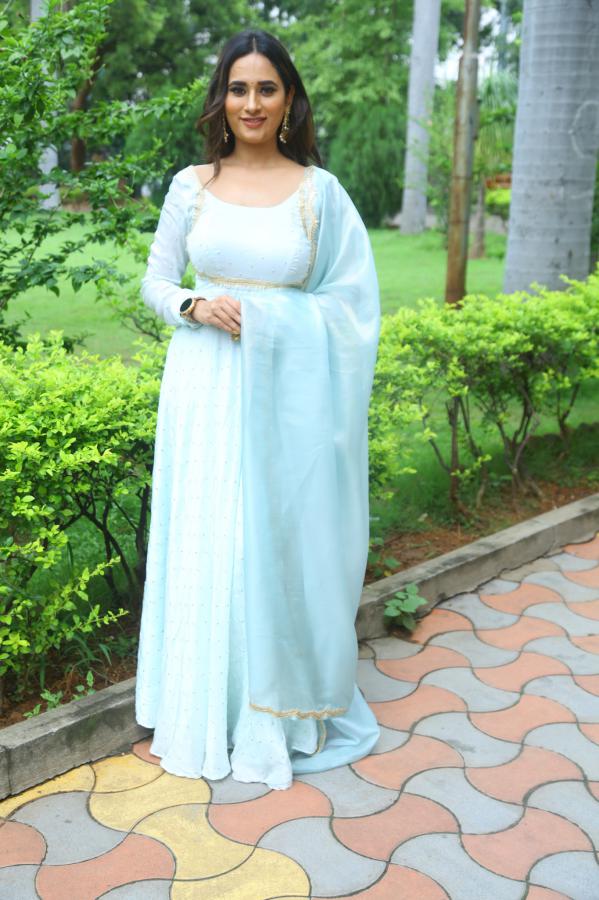 lalitha-stills-19.jpg