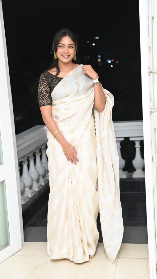 lavanya-sahukara-stills-11.jpg
