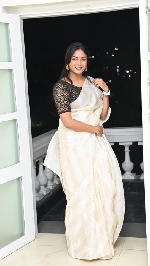 lavanya-sahukara-stills-15.jpg