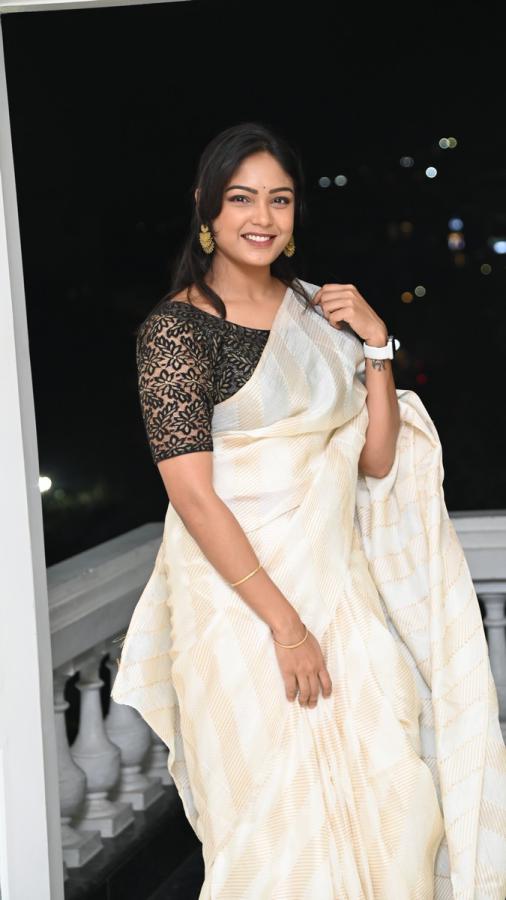 lavanya-sahukara-stills-7.jpg