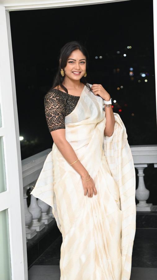 lavanya-sahukara-stills-8.jpg