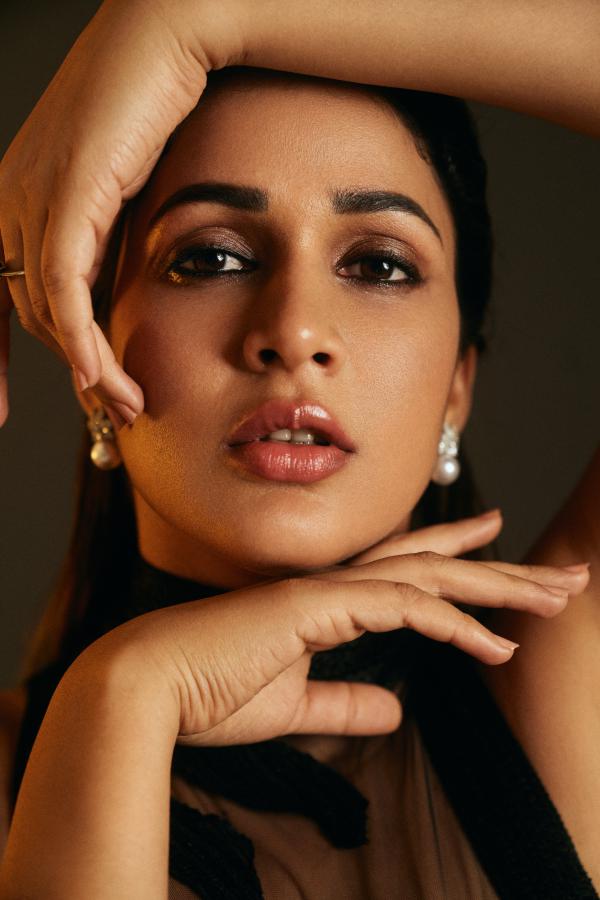 lavanya-tripati-stills-4-14.jpg