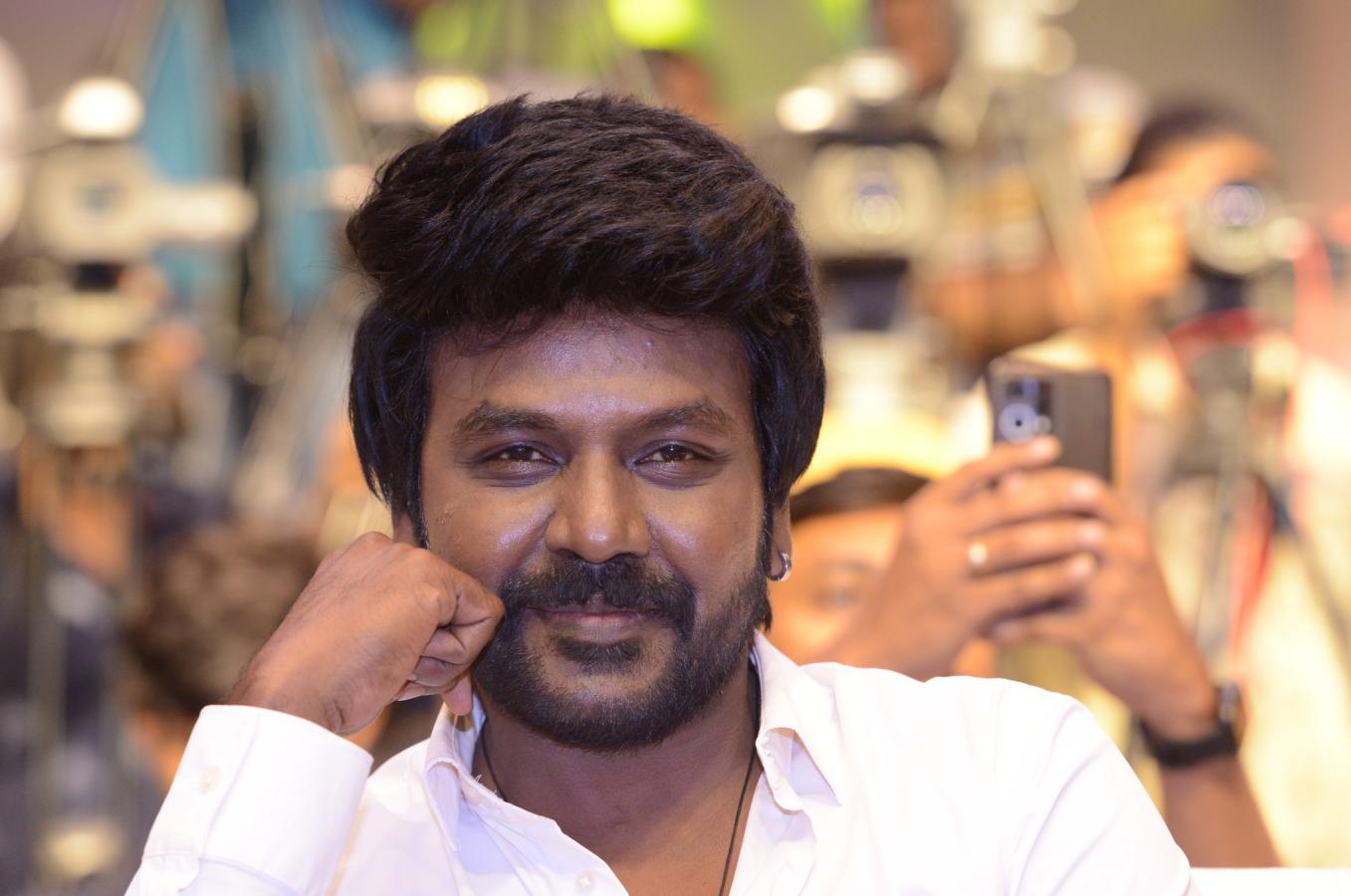 Lawrance Stills