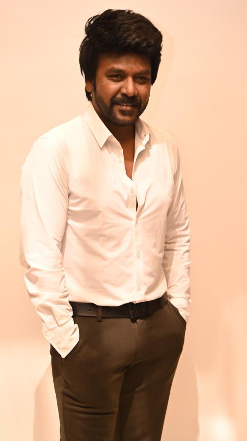 lawrance-stills-2-4.jpg
