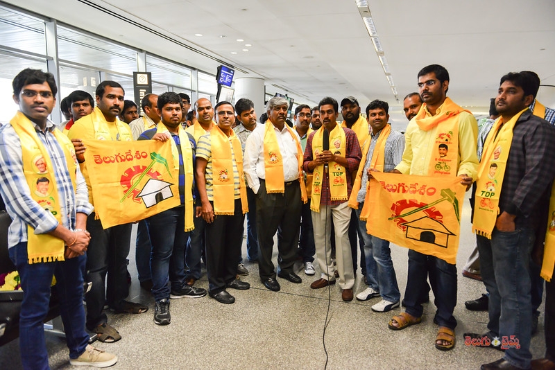 lokesh-usa-3-1430713130.jpg