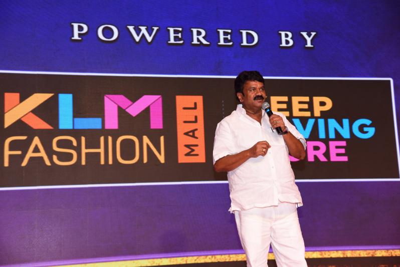 love-story-pre-release-event-2-5.jpg