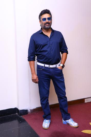 madhavan-stills-3.jpg