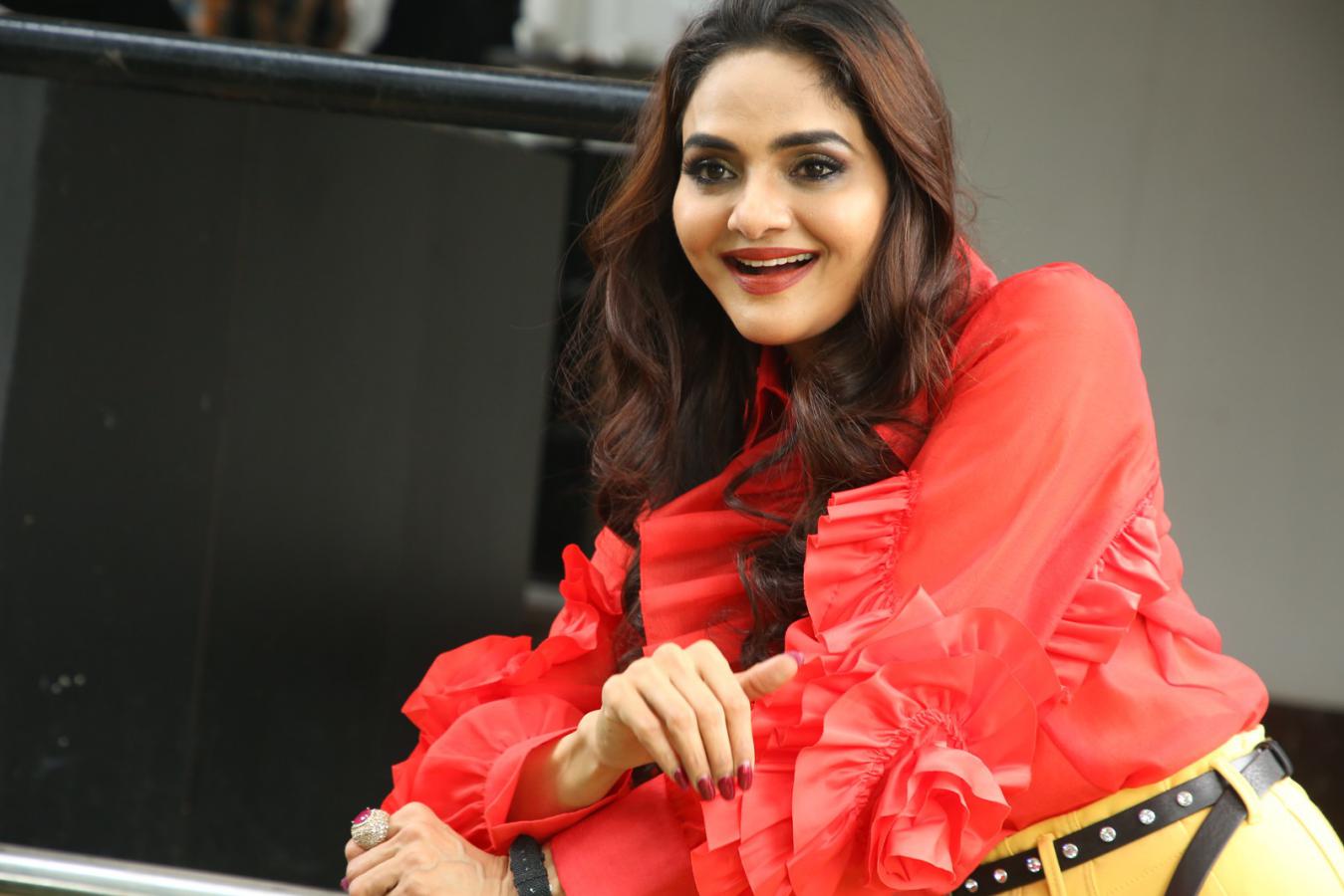 madhubala-stills-15.jpg