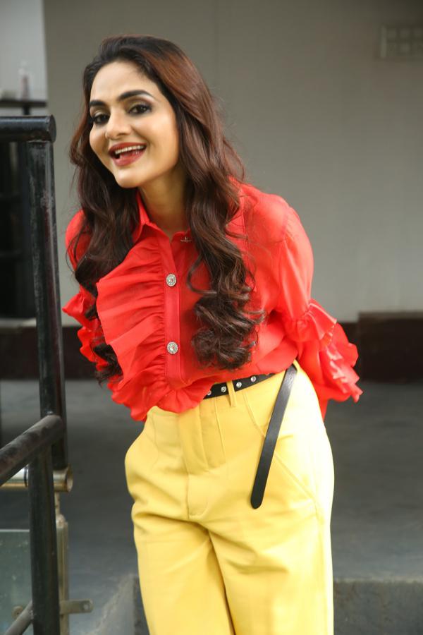 madhubala-stills-17.jpg