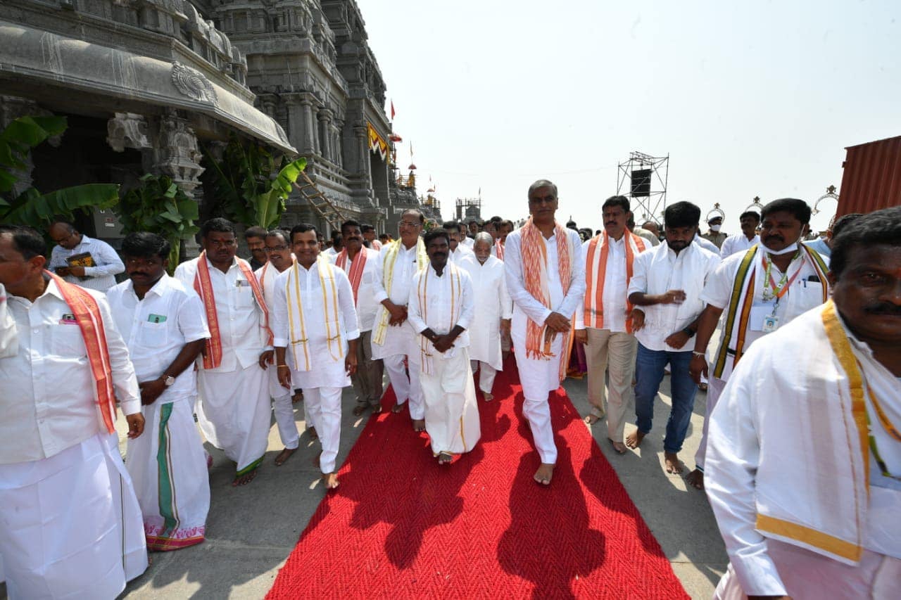 maha-kumbh-samprokshanam-at-yadadri-temple-11.jpg