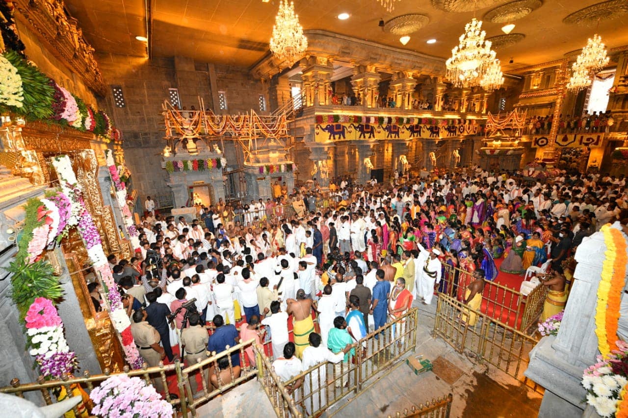 maha-kumbh-samprokshanam-at-yadadri-temple-13.jpg