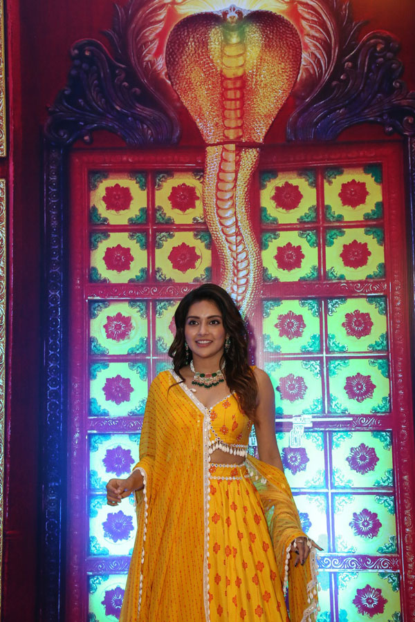 mahima-nambiar-stills-2-14.jpg