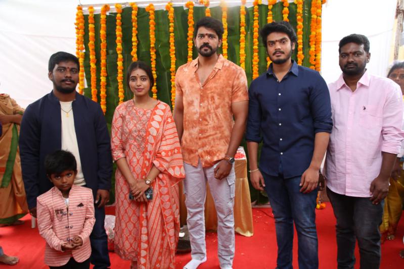 mahindra-pictures-production-no-1-launch-3.jpg