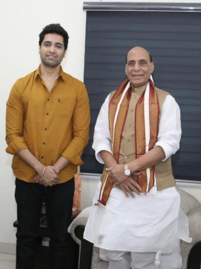 major-team-meets-rajnath-singh-5.jpg