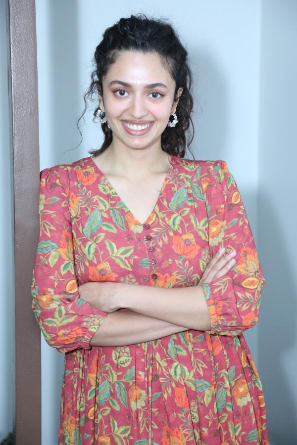 malavika-nair-photos-9.jpg