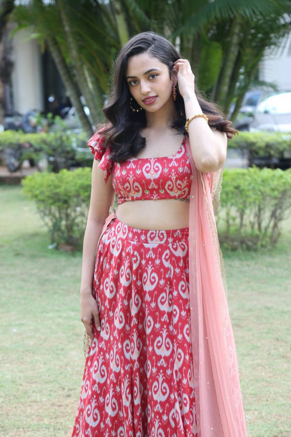 malavika-nair-stills-2-10.jpg