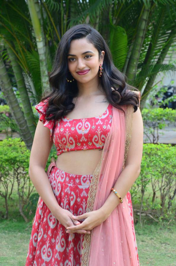 malavika-nair-stills-2-4.jpg