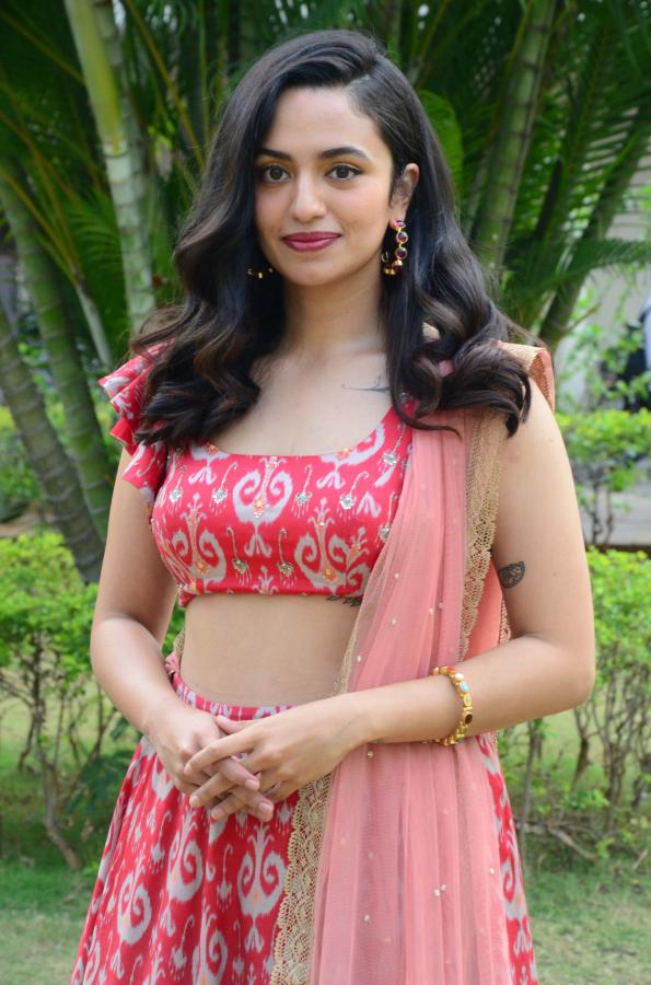 malavika-nair-stills-2-9.jpg