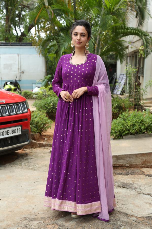 malavika-nair-stills-3-12.jpg