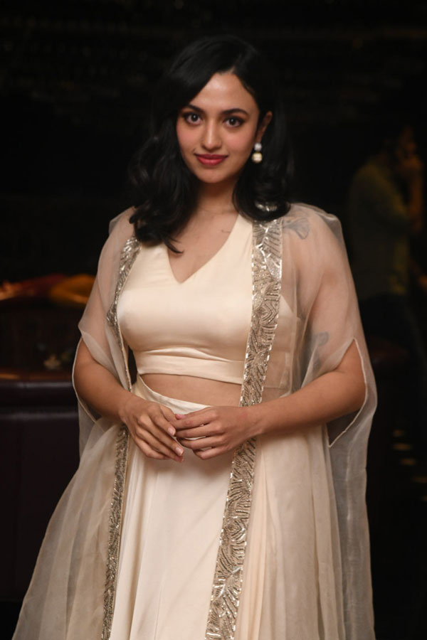 malavika-nair-stills-5-4.jpg