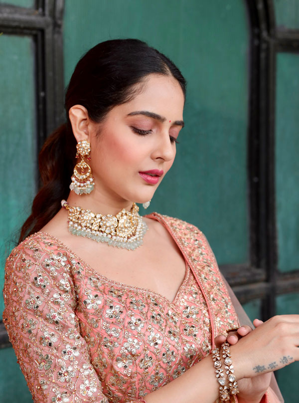 malvi-malhotra-stills-2-2.jpg