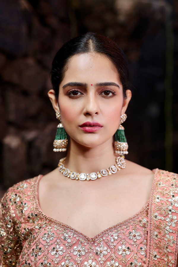 malvi-malhotra-stills-2-5.jpg