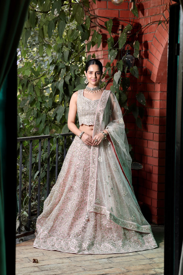 malvi-malhotra-stills-2-8.jpg