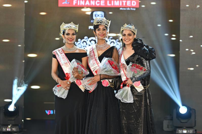 manappuram-mrs-south-india-2021-grand-finale-fashion-show-2.jpg