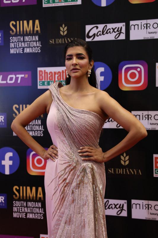 manchu-lakshmi-stills-6.jpg