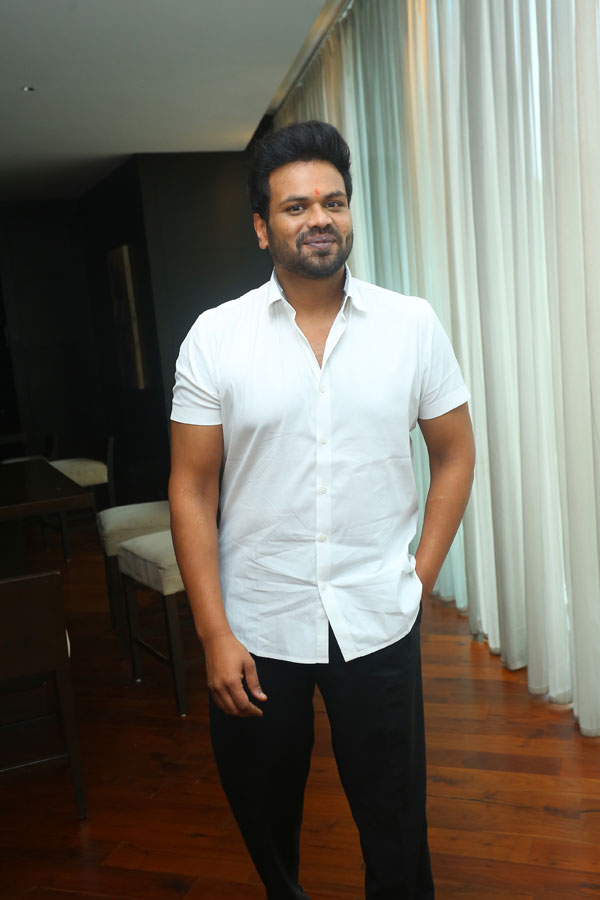 manchu-manoj-stills-6.jpg