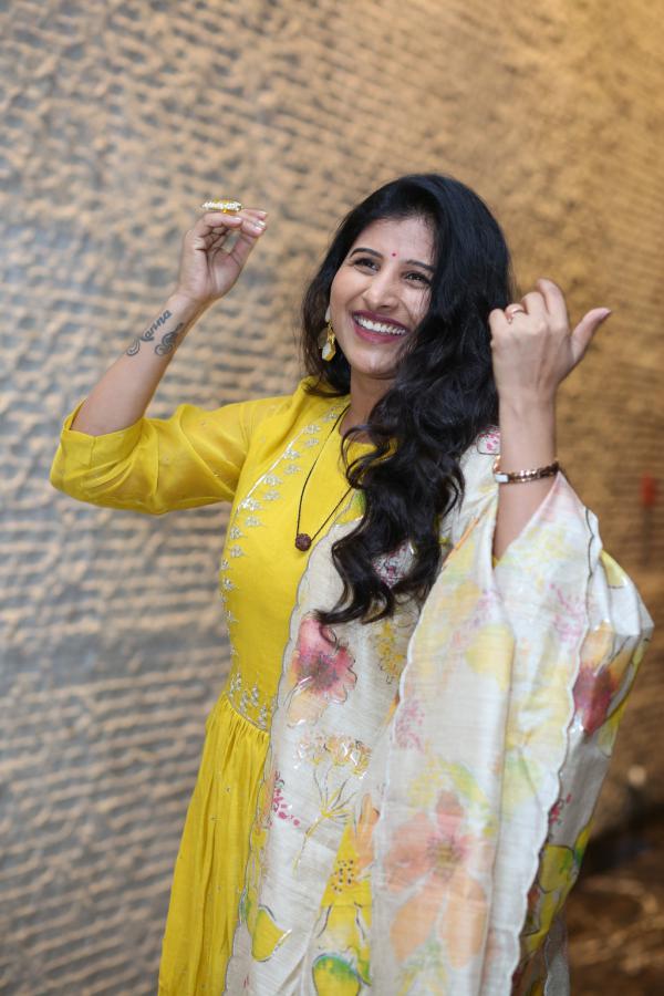 mangli-stills-5.jpg