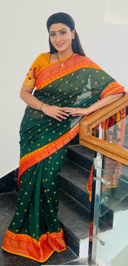 manichandana-latest-stills-10.jpg