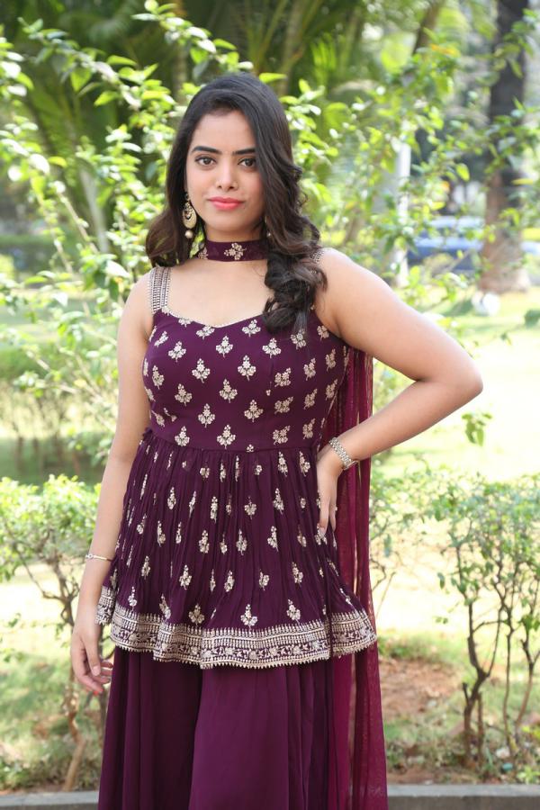 manjula-reddy-stills-11.jpg