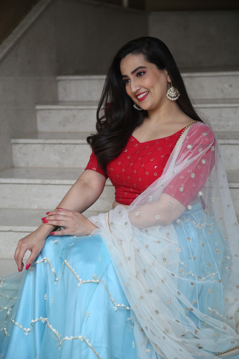 manjusha-stills-14.jpg