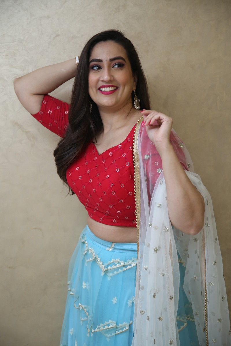 manjusha-stills-5.jpg