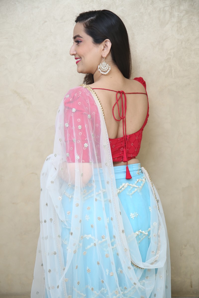 manjusha-stills-7.jpg
