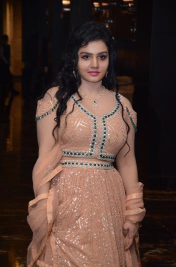 maya-preethi-stills-4.jpg