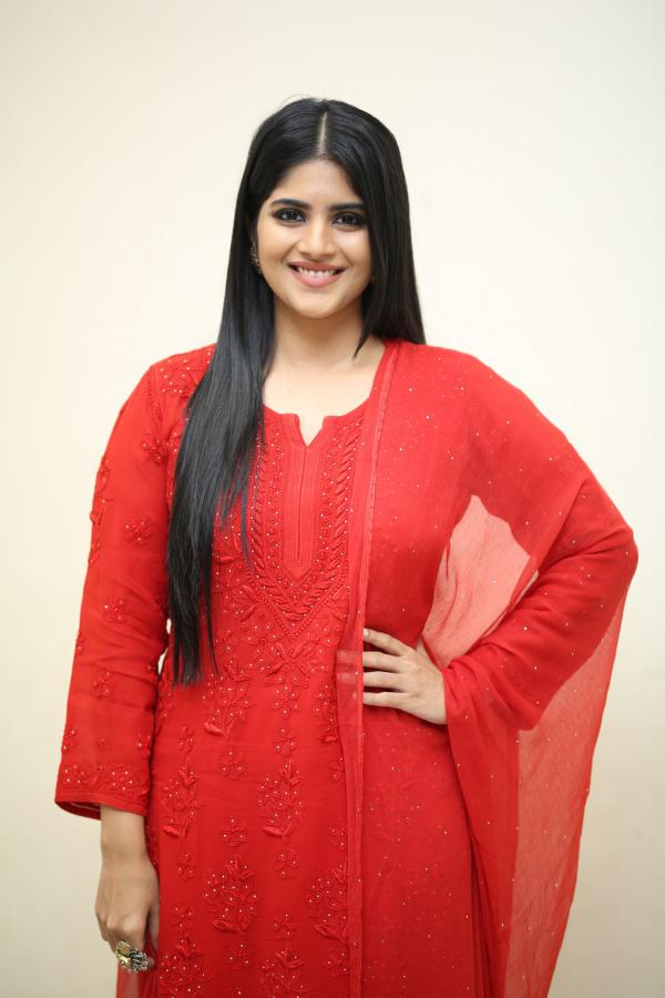 megha-akash-stills-2-12.jpg