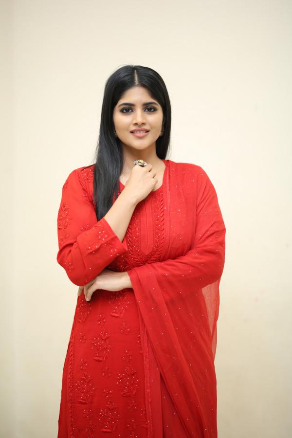 megha-akash-stills-2-6.jpg