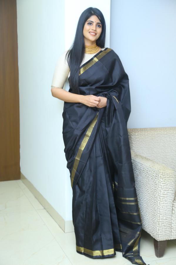 megha-akash-stills-3-12.jpg