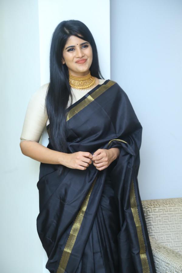 megha-akash-stills-3-14.jpg